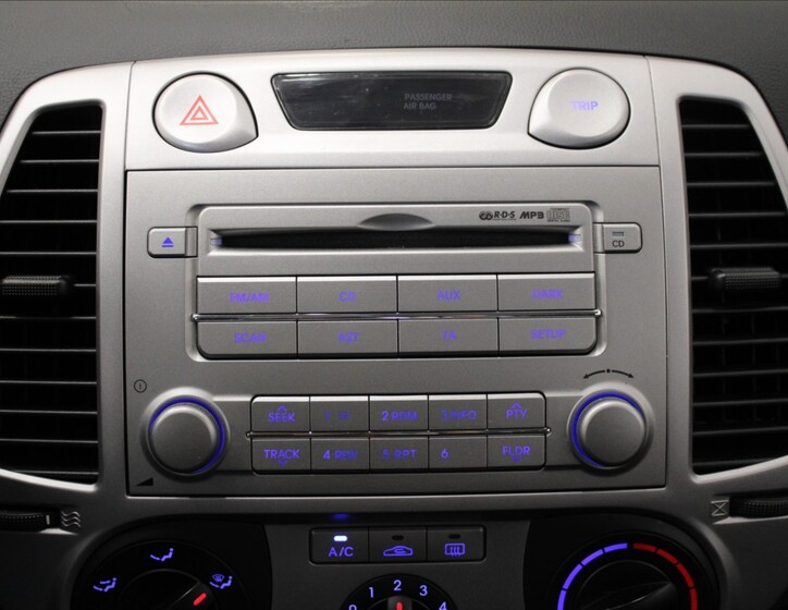 Hyundai i20 10