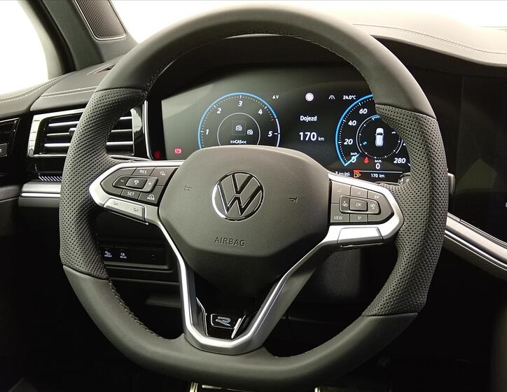Volkswagen Touareg 19