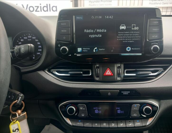 Hyundai i30 11