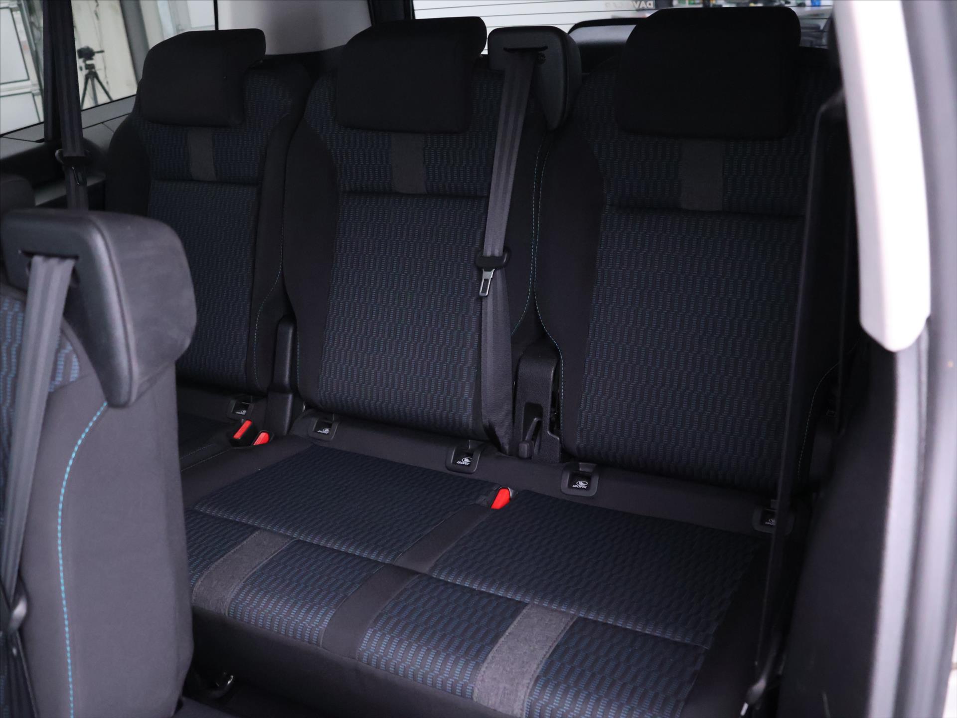 Peugeot Traveller