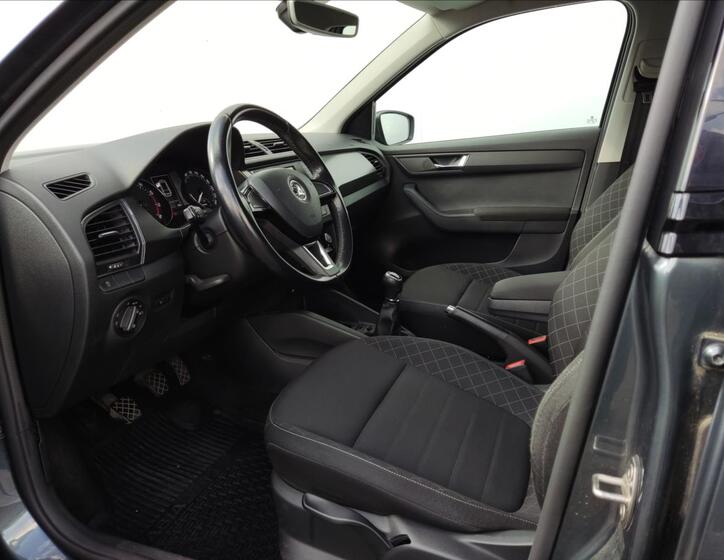 Škoda Fabia 8