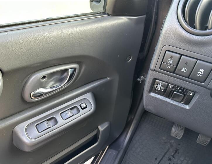 Suzuki Jimny 19