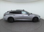 Volkswagen Arteon 8