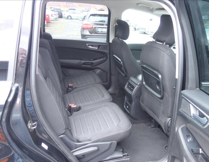 Ford Galaxy 13