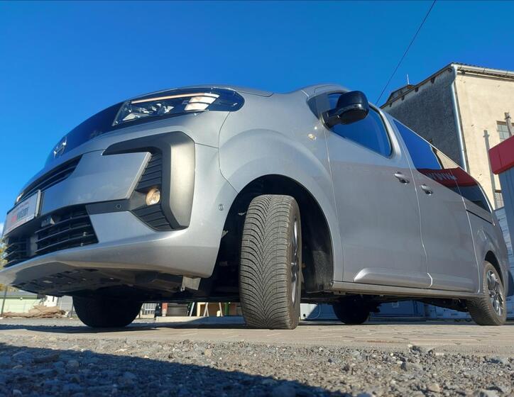Opel Zafira 52