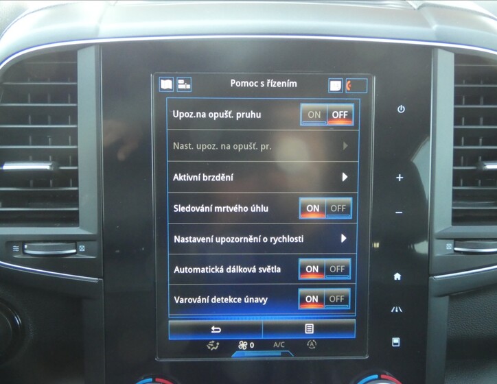 Renault Koleos 8
