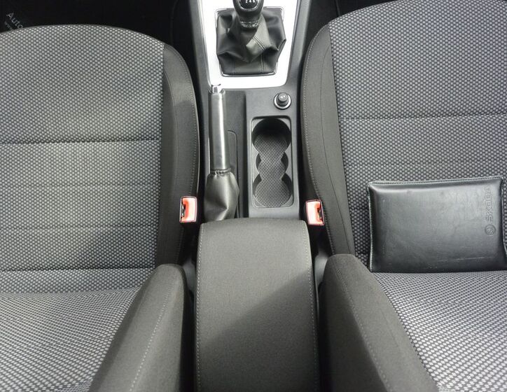 Škoda Octavia 23