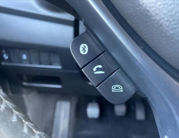 Suzuki Baleno 18