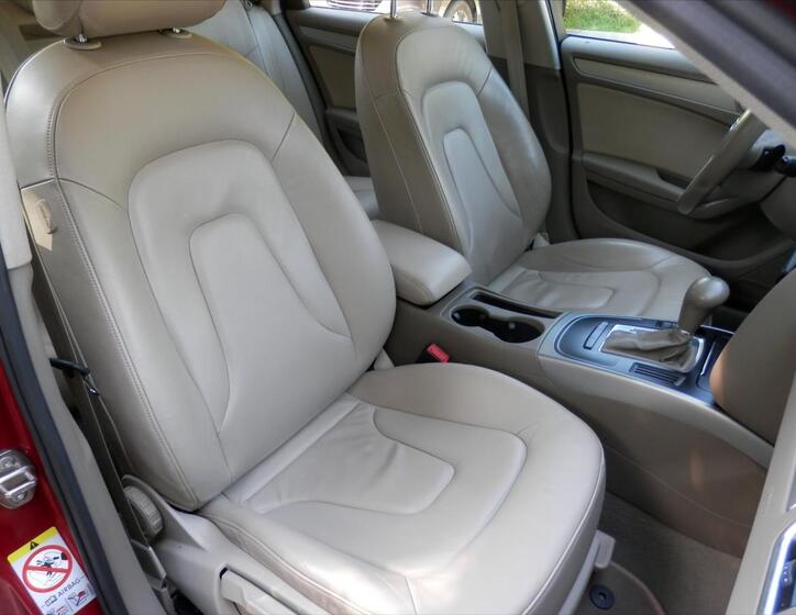 Audi A4 15