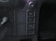 Land Rover Discovery 10
