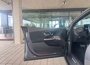 Mercedes-Benz EQE 9