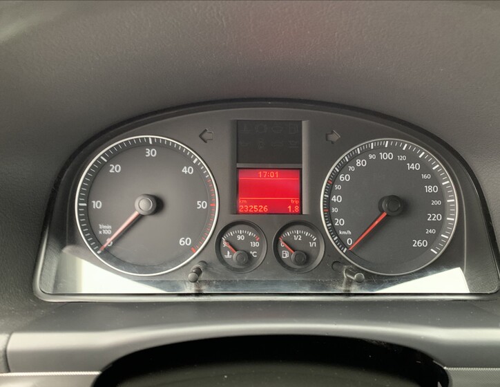 Volkswagen Touran 13