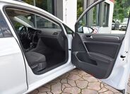Volkswagen Golf 17