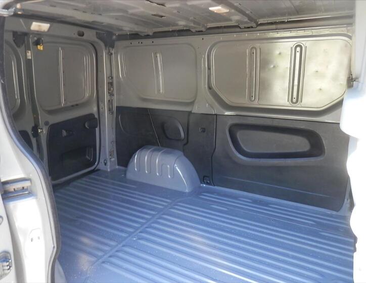 Opel Vivaro 22