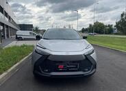 Toyota C-HR 2