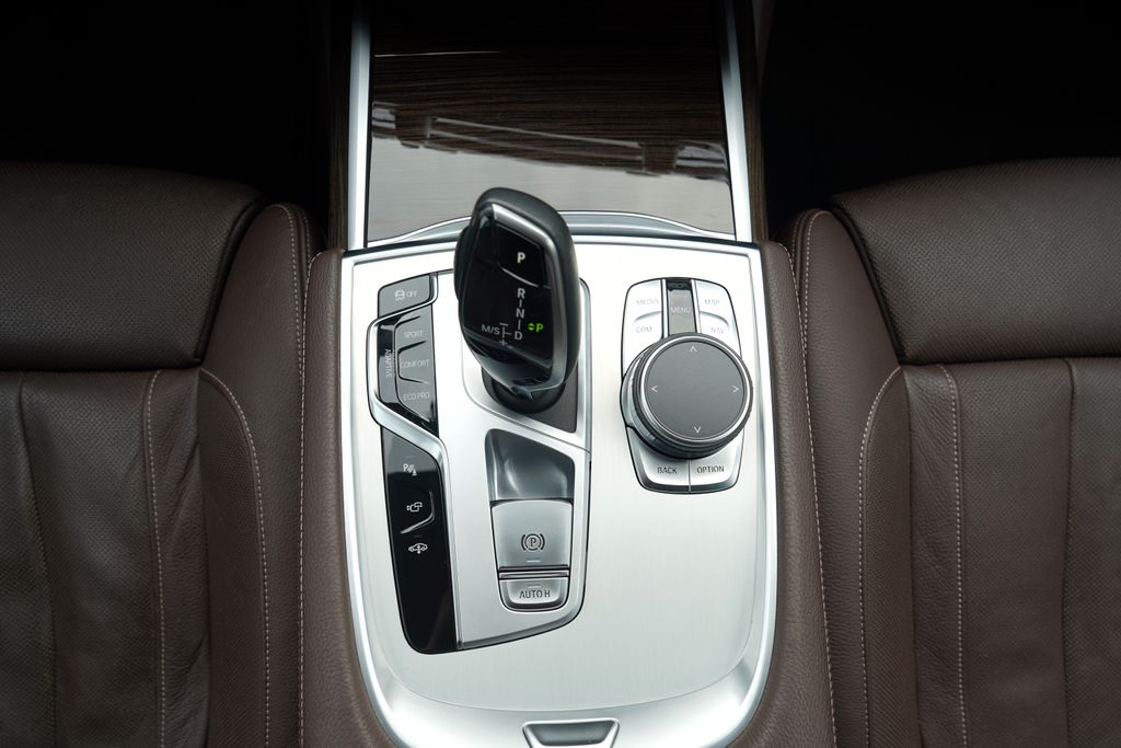 BMW Řada 7