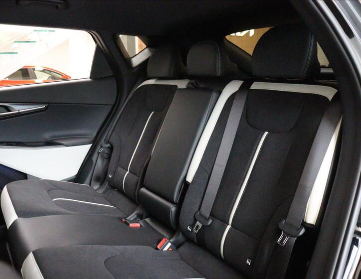 KIA EV6 13