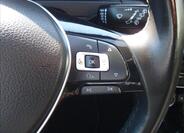 Volkswagen Golf 23