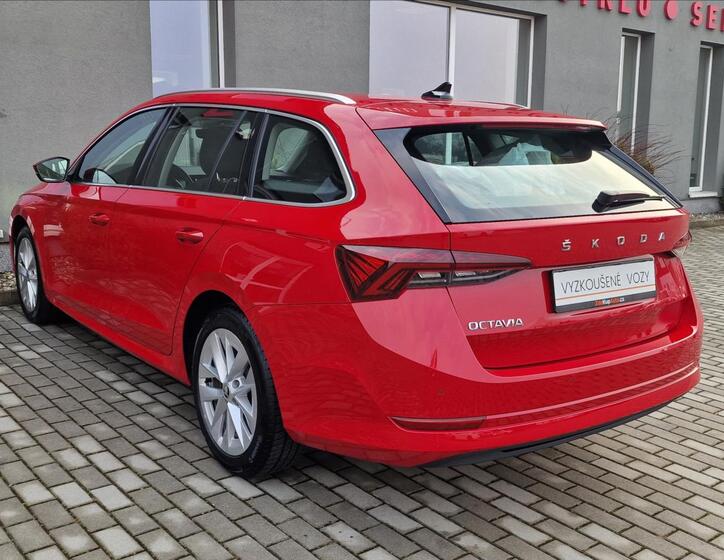 Škoda Octavia 8