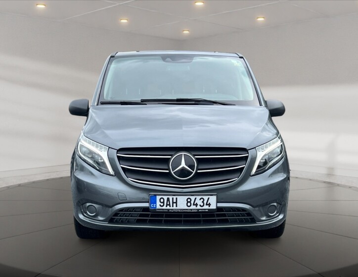 Mercedes-Benz Vito 2