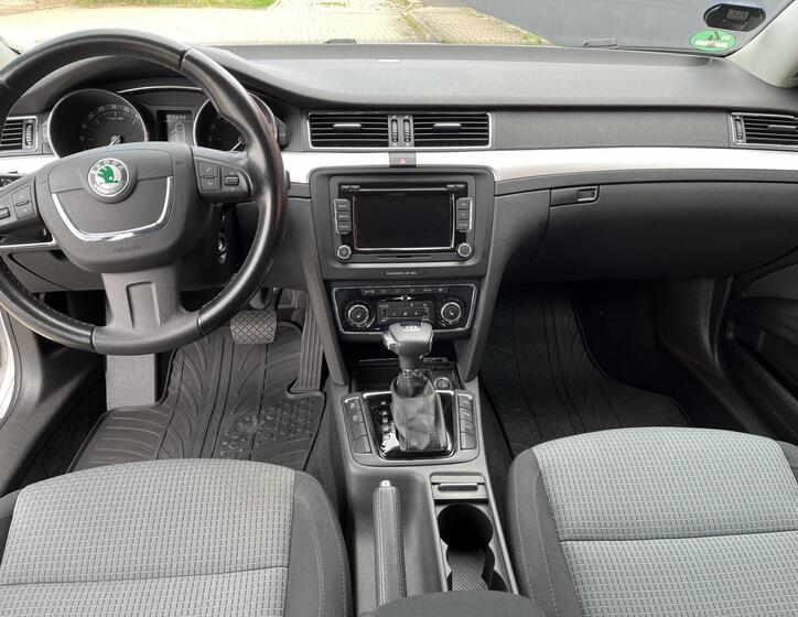 Škoda Superb 15