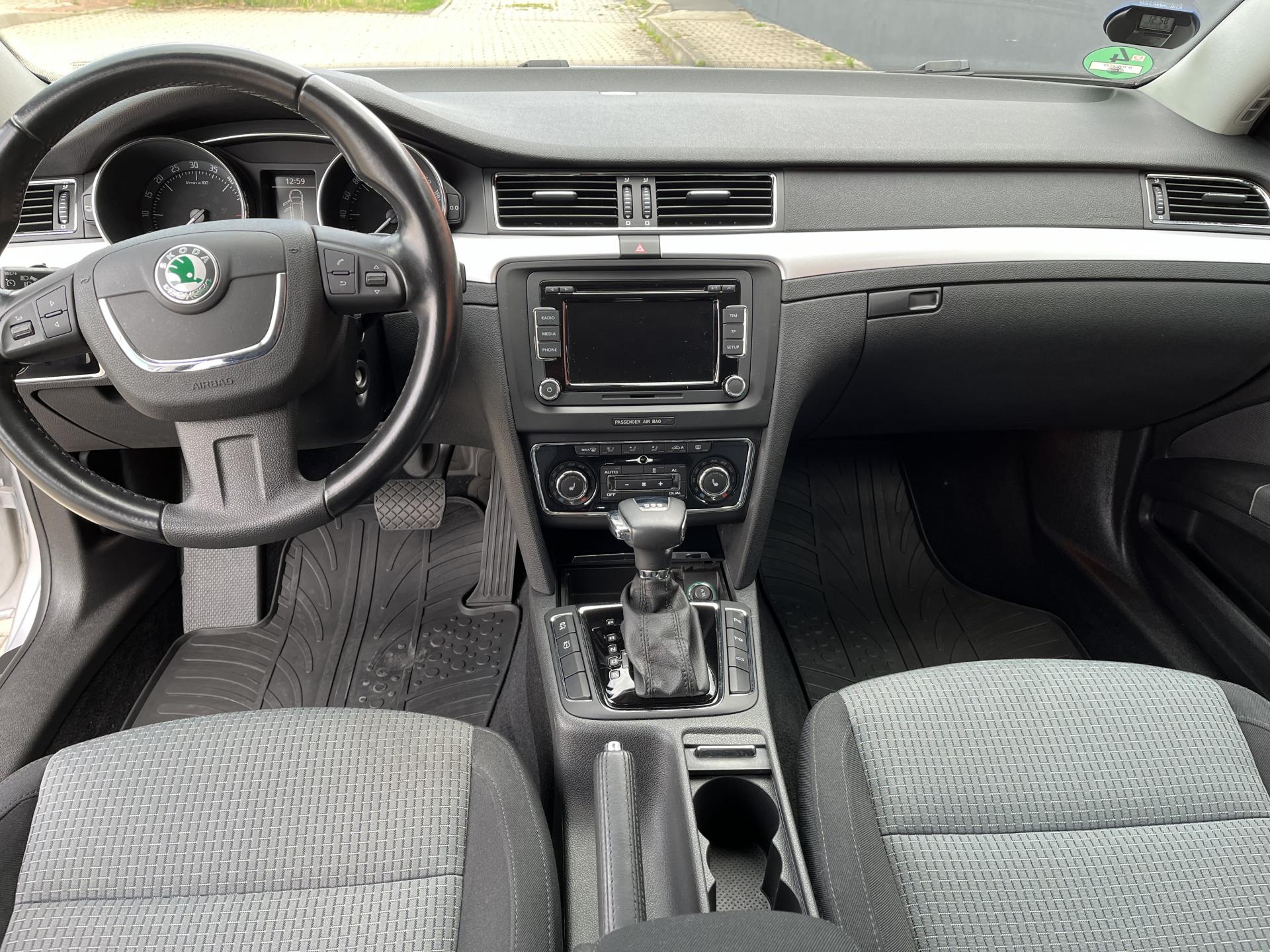 Škoda Superb
