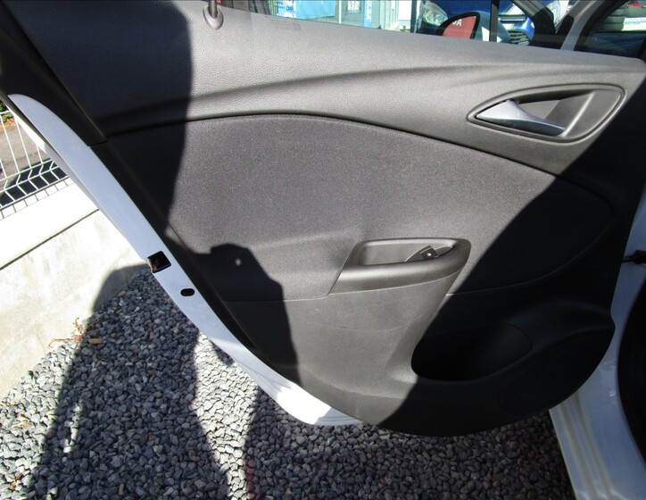Opel Astra 30