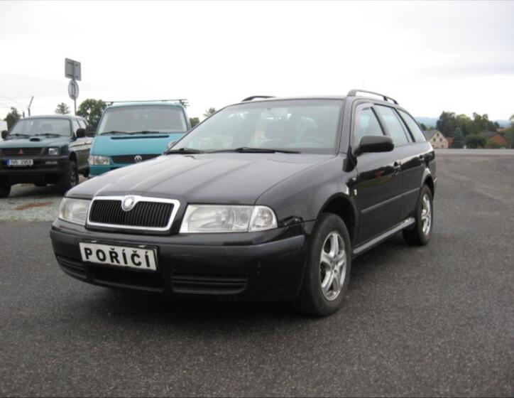 Škoda Octavia 1