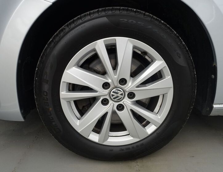 Volkswagen Touran 29