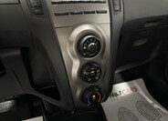 Toyota Yaris 10