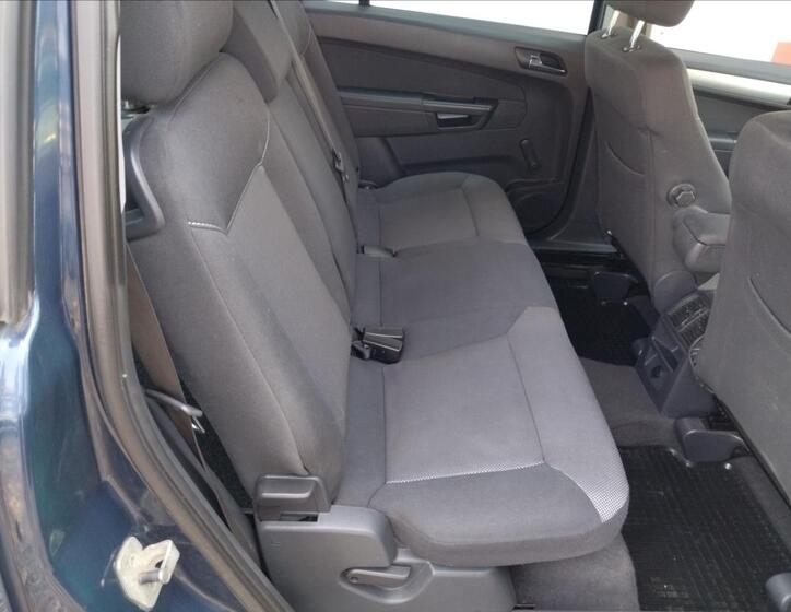 Opel Zafira 14