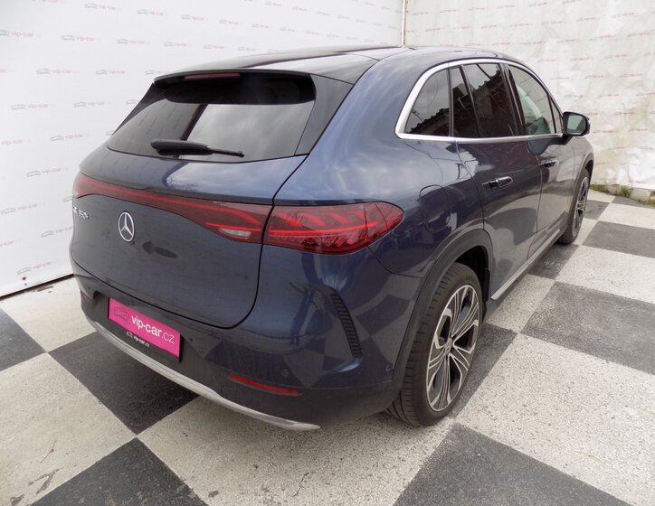Mercedes-Benz EQE 7