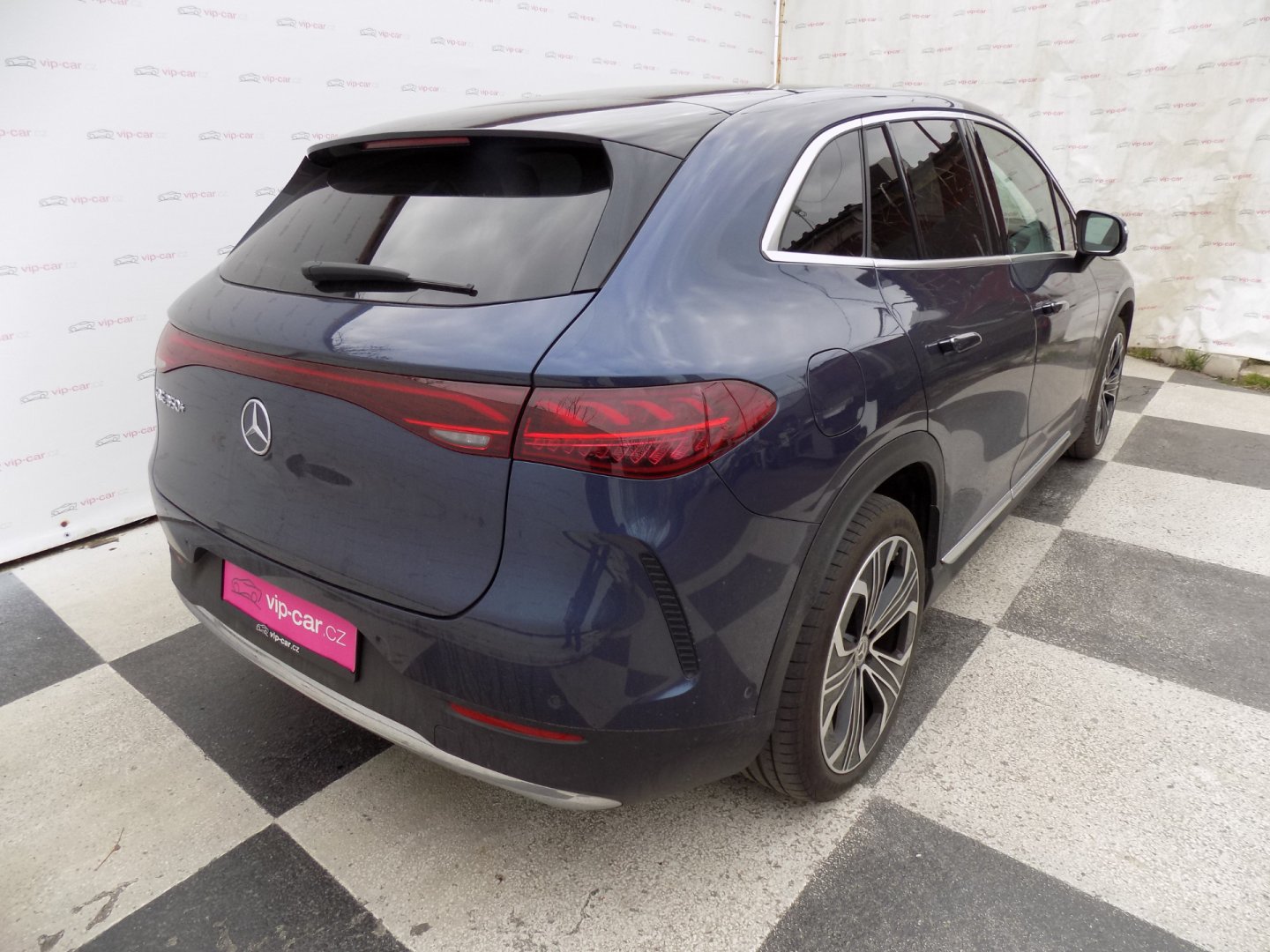 Mercedes-Benz EQE
