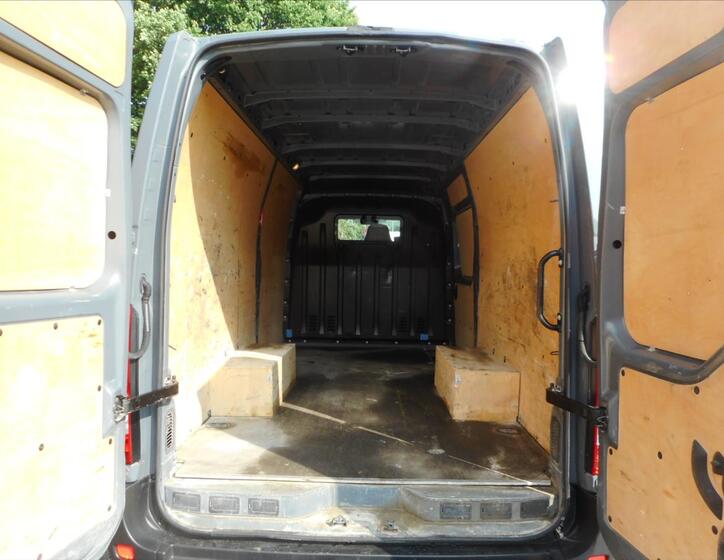 Renault Master 19