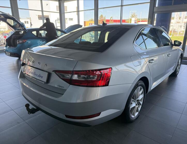 Škoda Superb 6