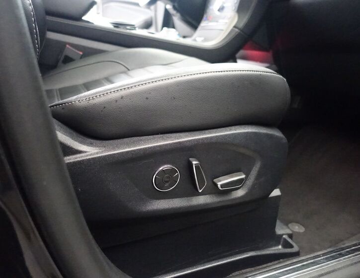 Ford Galaxy 25