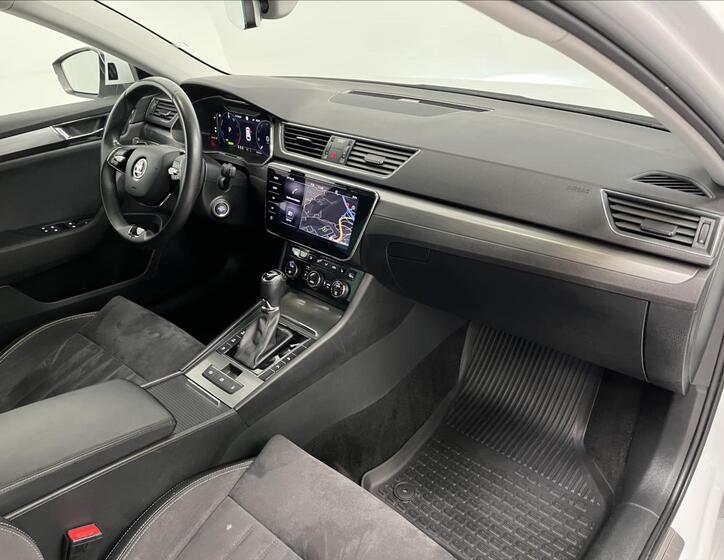 Škoda Superb 23