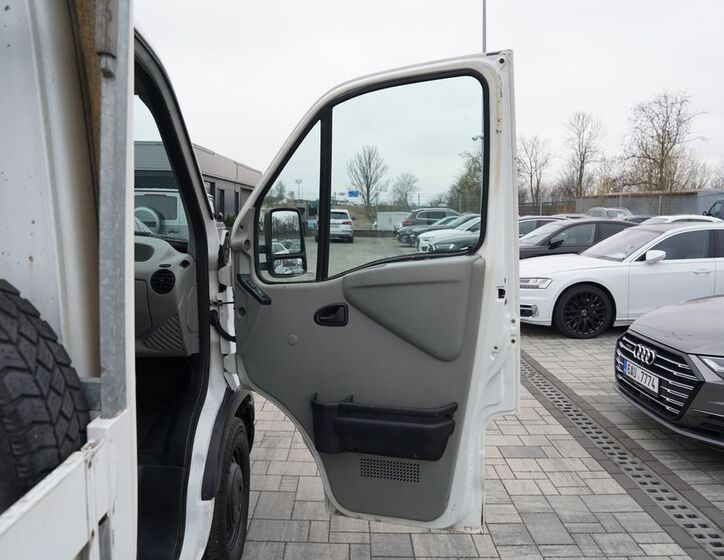 Renault Master 16