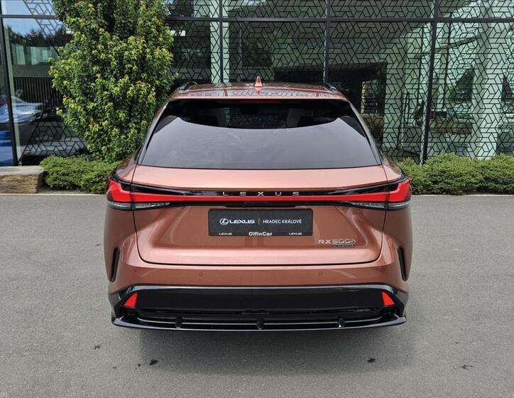 Lexus RX 500h 10