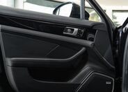 Porsche Panamera 30