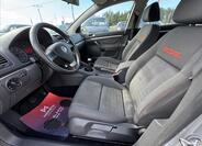 Volkswagen Golf 11