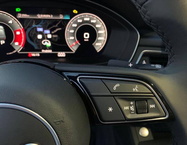 Audi A4 12