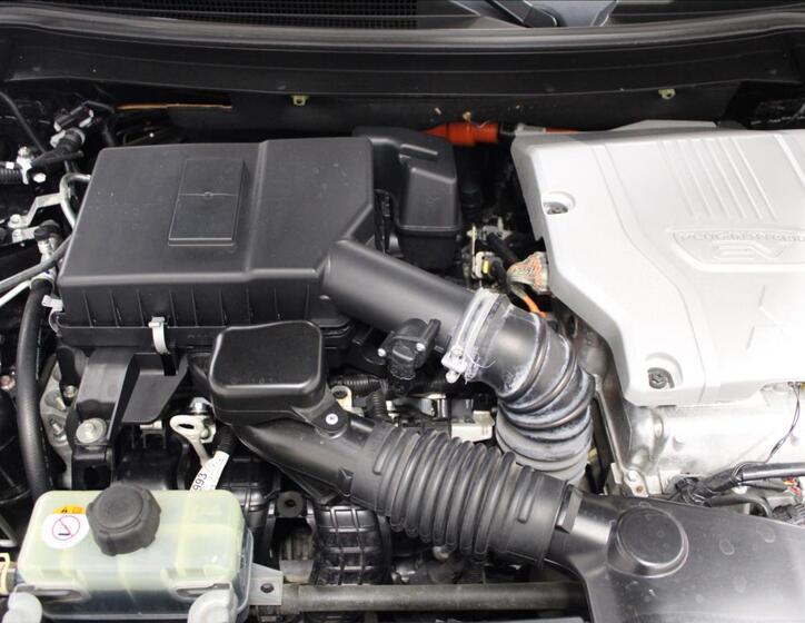Mitsubishi Outlander 9