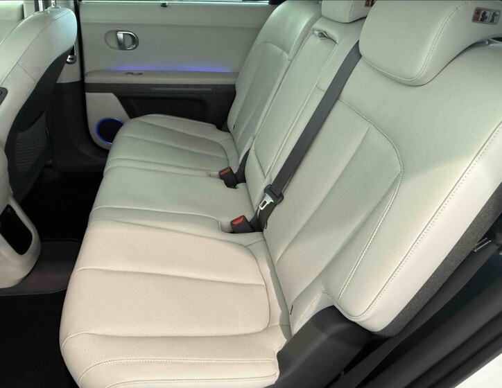 Hyundai Ioniq 5 8