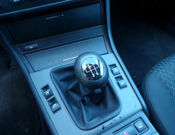 BMW Řada 3 10
