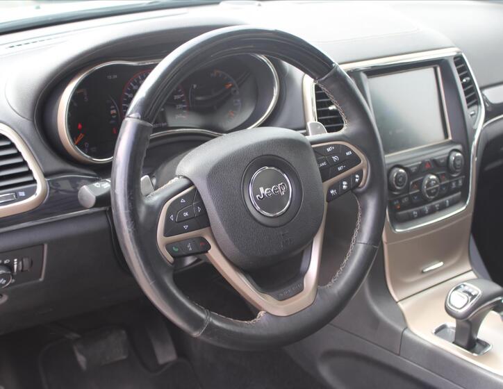 Jeep Grand Cherokee 15