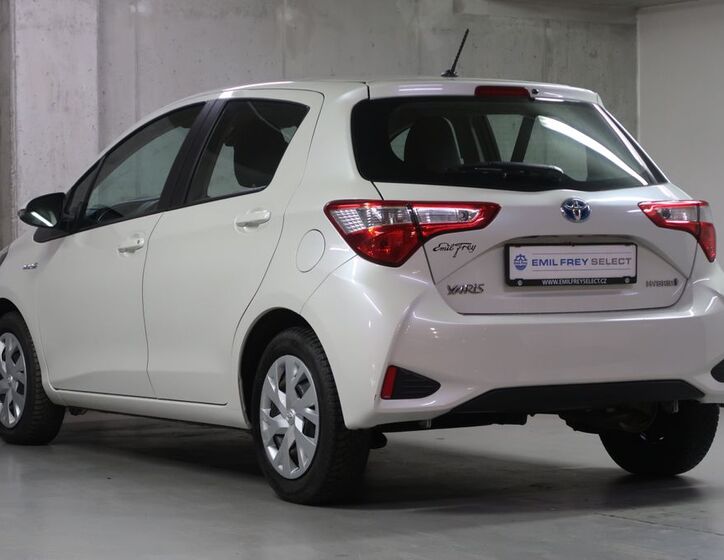 Toyota Yaris 7