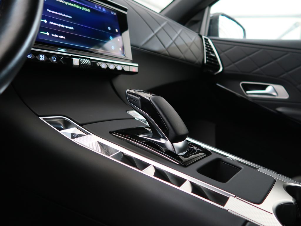 DS Automobiles DS7 Crossback