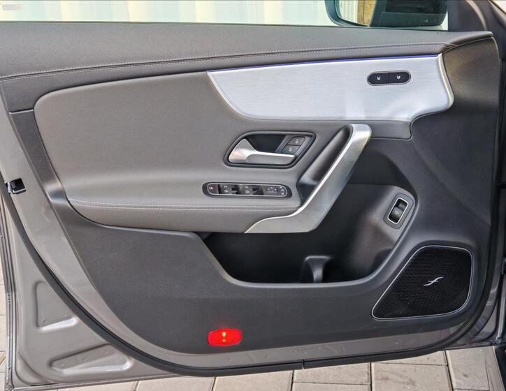 Mercedes-Benz CLA 15