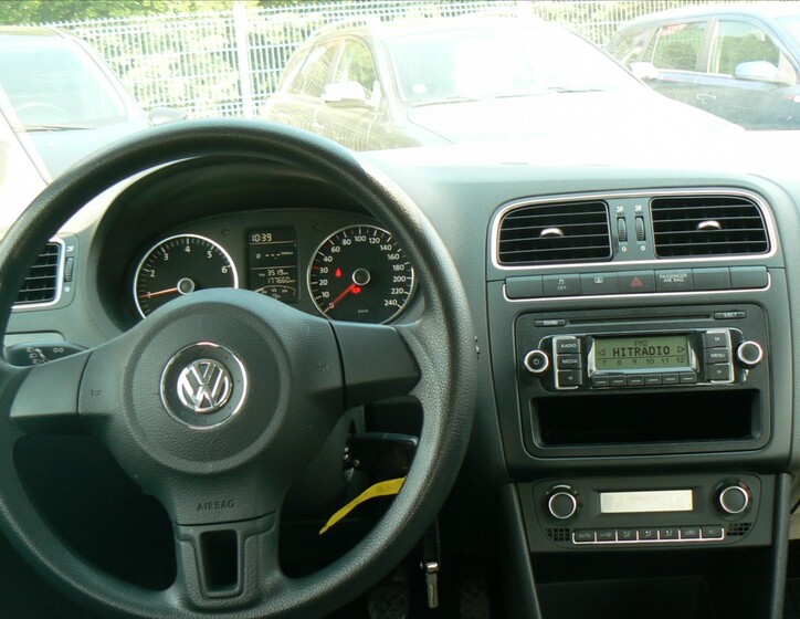Volkswagen Polo 12